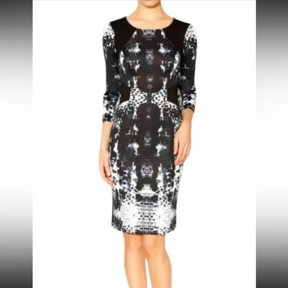 Yoana Baraschi Abstract Print Black & White Neoprene‎ 3/4 Sleeve Sheath Dress 8